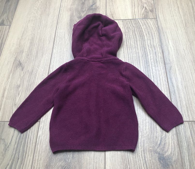 Śliwkowy sweterek z bawełny