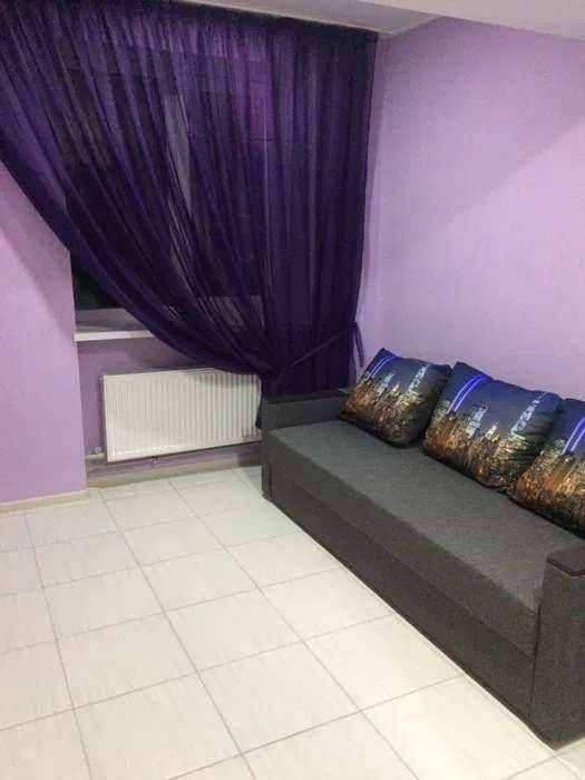 Продам большую 1к.гостинку,евро,4\6,ул.Б.Панасовская (404577)