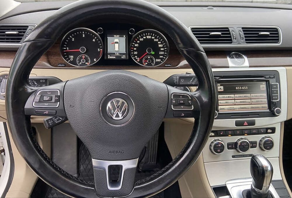 Volkswagen Passat 2.0 TDI, повний привід, автомат dg250