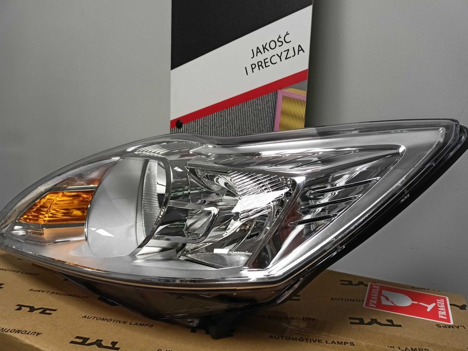 Ford Focus MK2 08-12 Lampa/Reflektor przód lewy /H1+H7