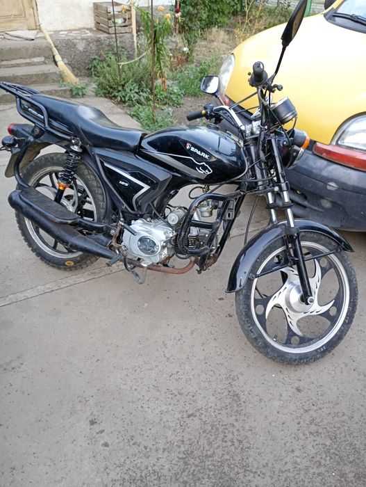 Продам мопед спарк 125