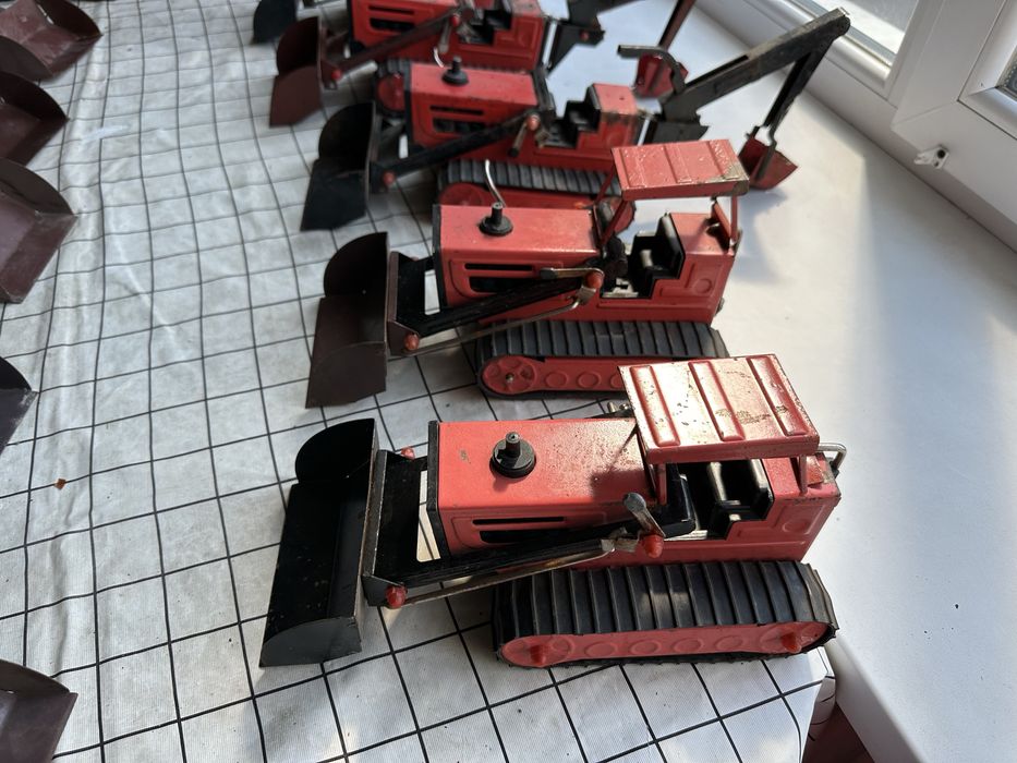 Игрушка ссср Трактор