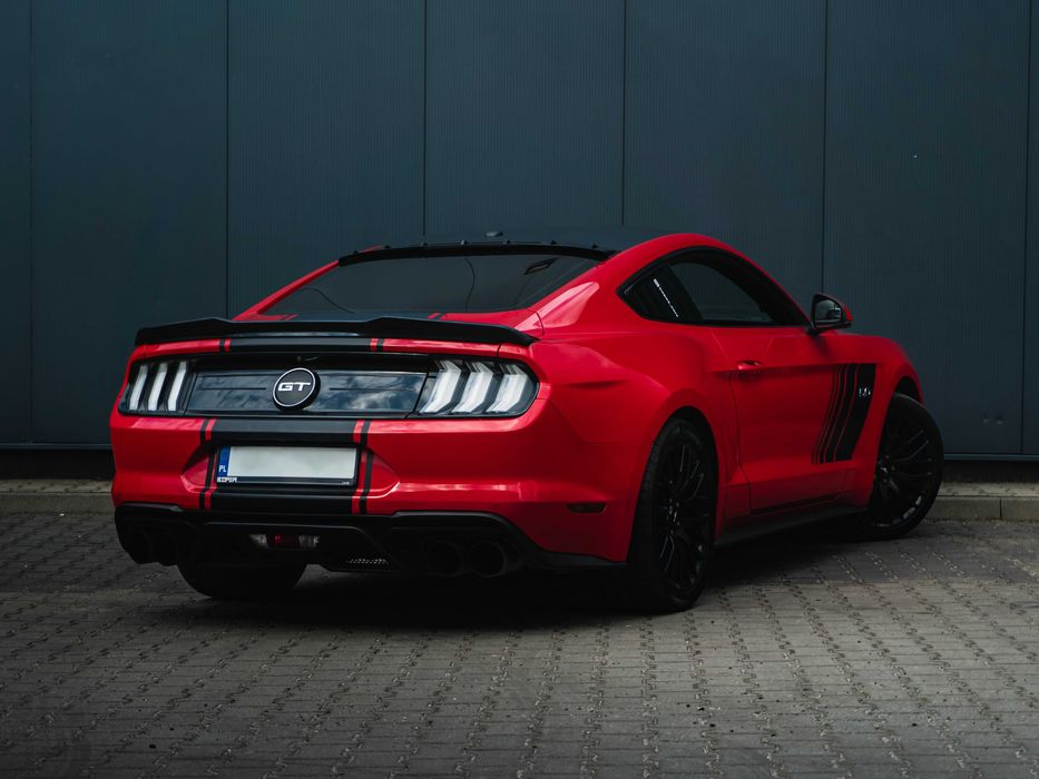 Wynajem aut sportowych MUSTANG GT V8 535KM PRZELOT wypożyczalnia wroc