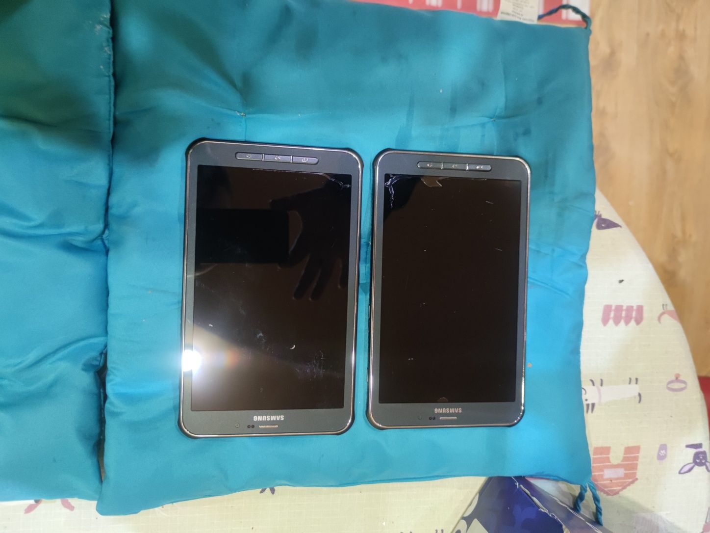 Планшет Samsung SM-T365GSM