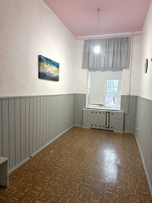 Здамо нежитлові офісні приміщення в Центрі міста, червона лінія