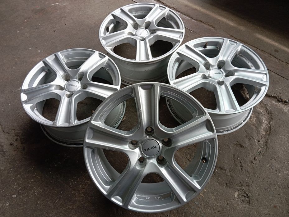 Felgi 7Jx16H2 ET45 Toyota Avensis Verso RAV4 Lexus