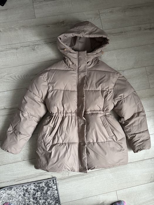 Зимова куртка жіноча