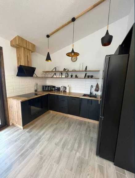 Пропонуємо ПОДОБОВО  в оренду Сучасну вілу в Східниці - Карпати - Гори