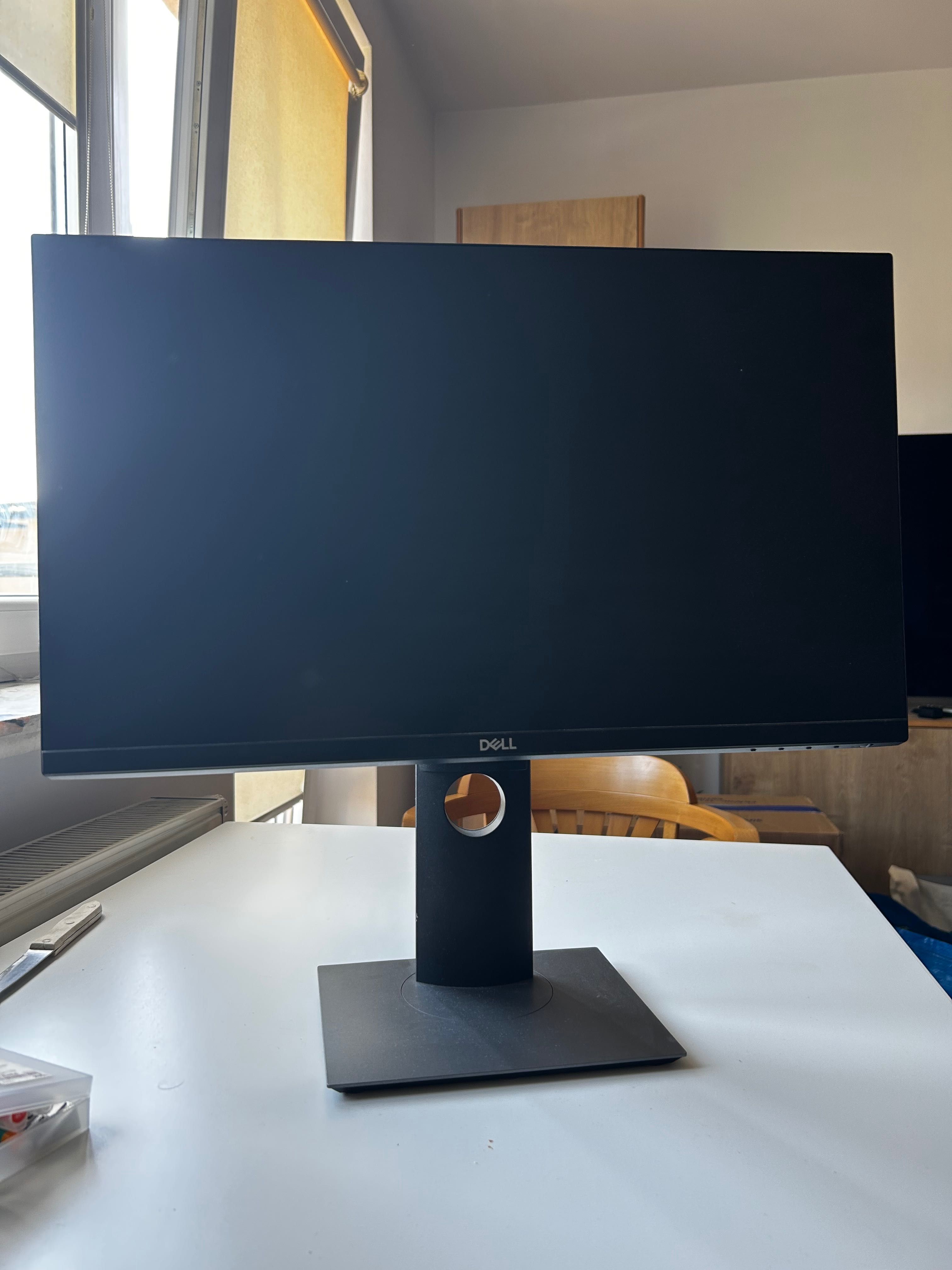 Monitor DELL 23 cale