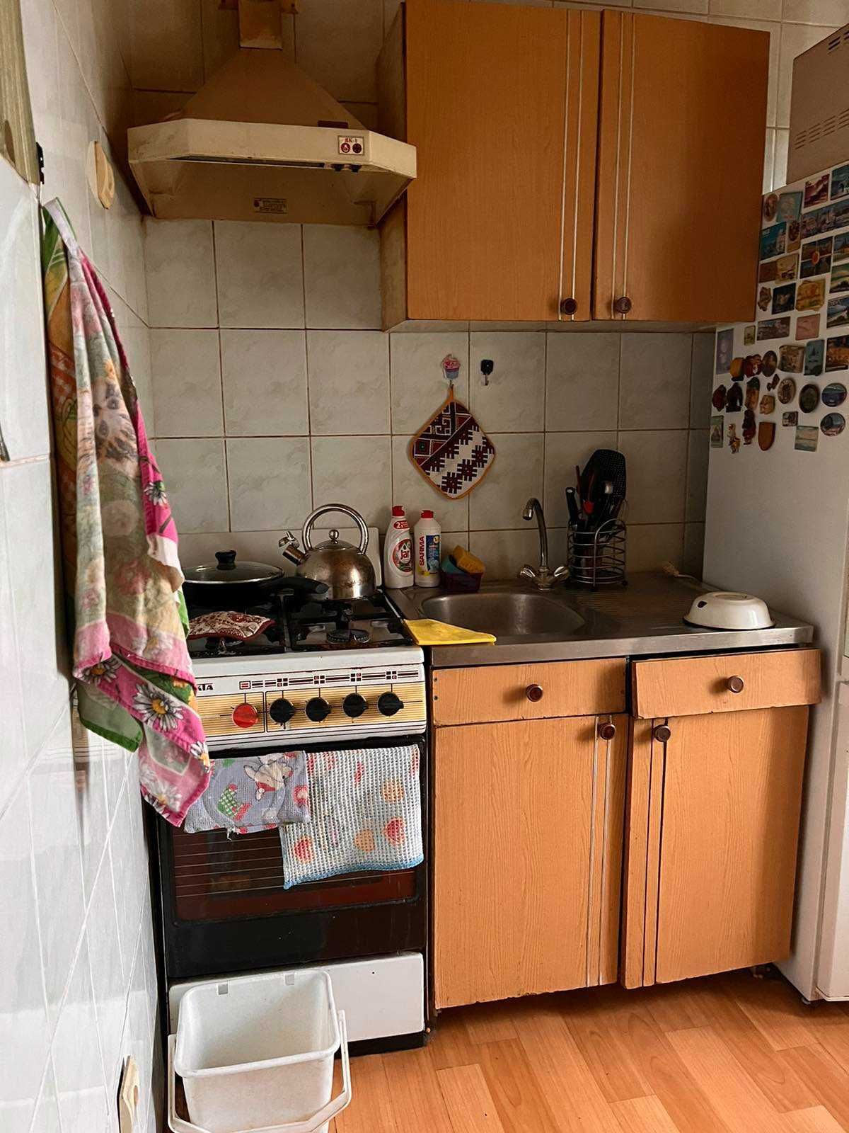 Продам 2-х комнатную квартиру. Сосновая горка, ул. Клочковская.