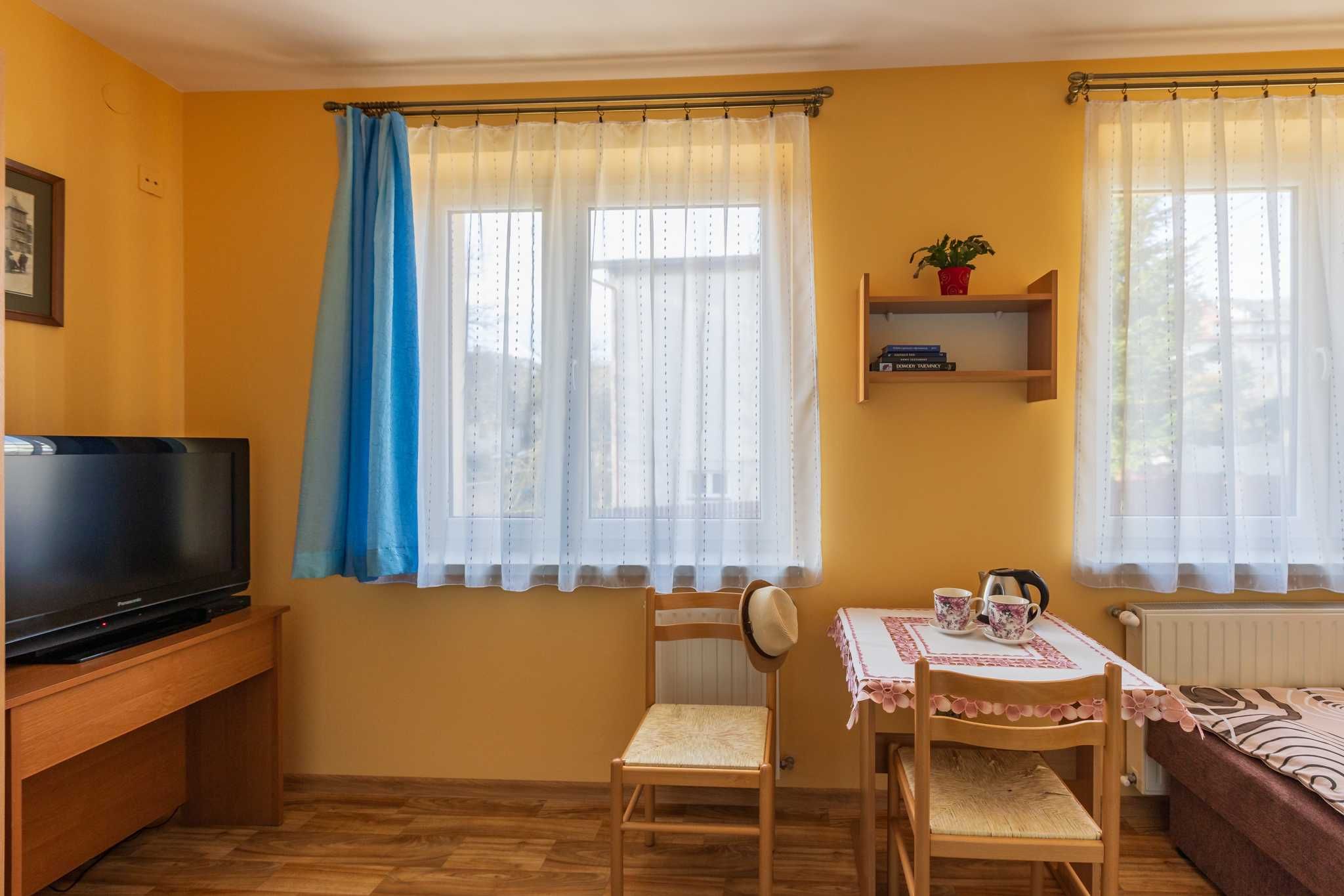 Pokoje z łazienkami blisko na narty i na spacery do centrum szyszunia