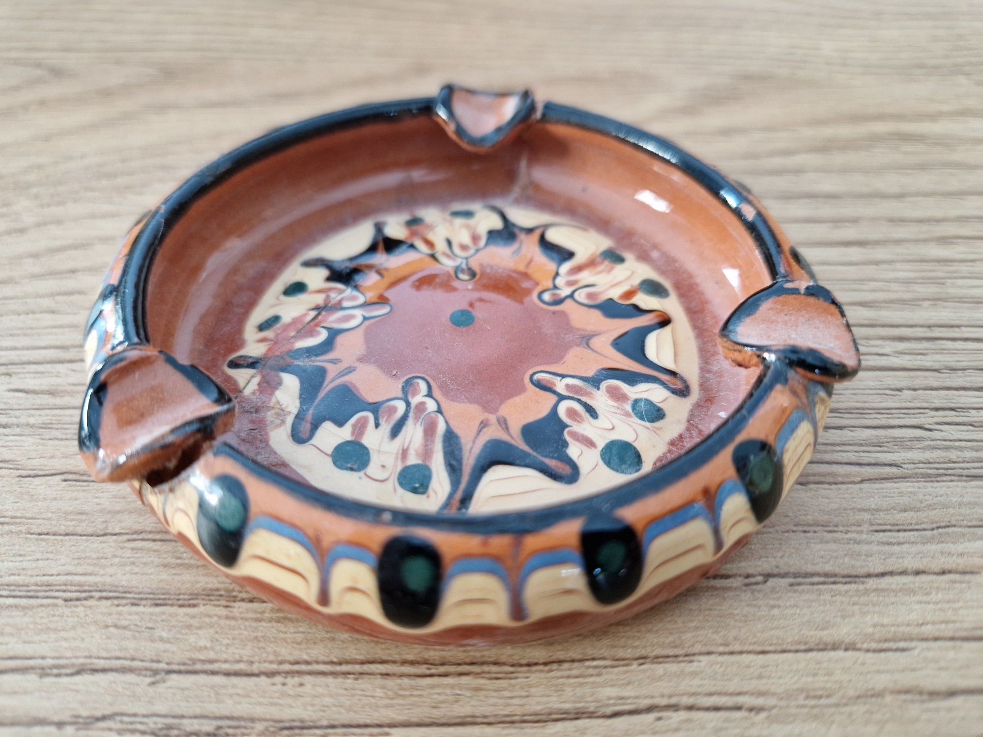 Popielniczka ceramiczna z czasów PRL