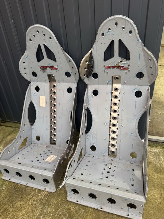 Fotele kubełkowe rajdowe zmota 4x4 STRs