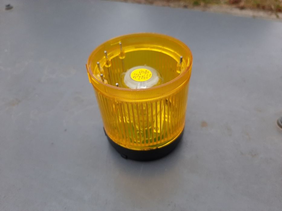 Moduł wieży sygnalizacyjnej Allen Bradley 855T-B24TL8