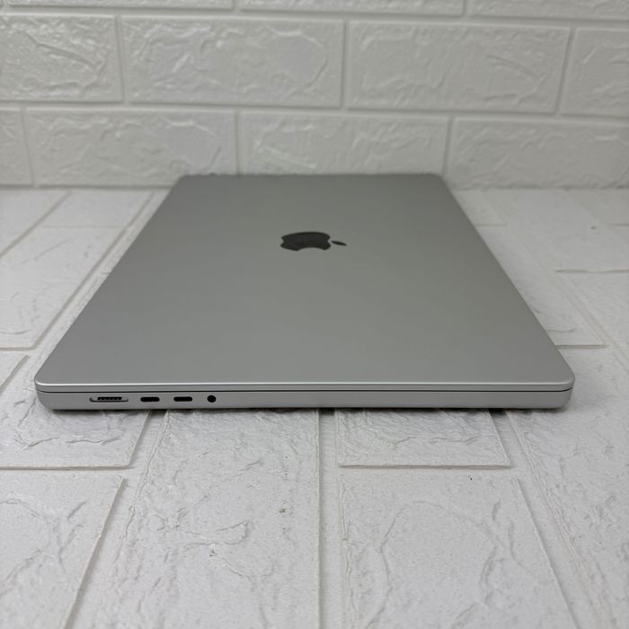 №2667	MK1E3	MacBook Pro 16 	Silver	M1 pro	16/512