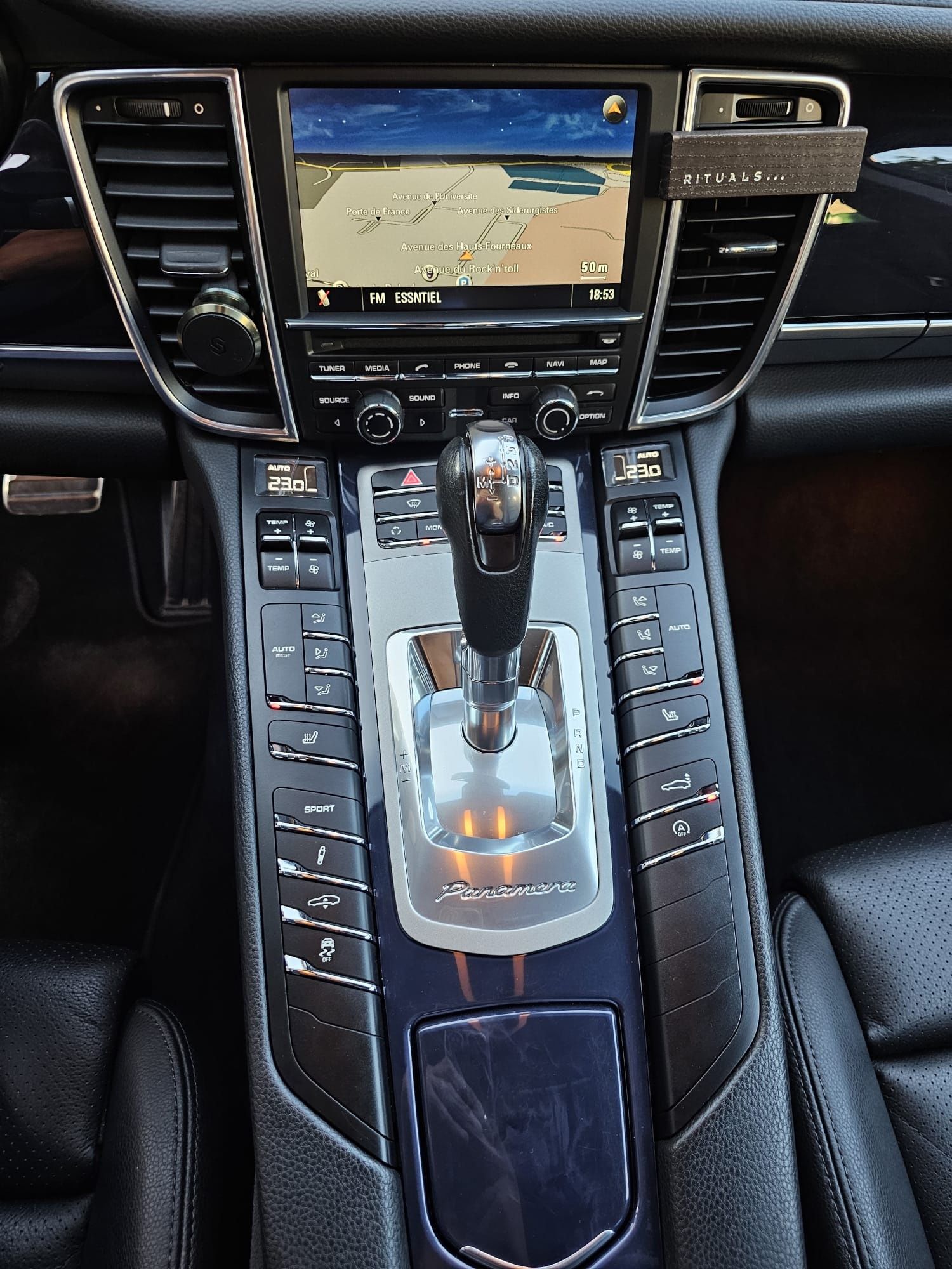 Porsche Panamera Diesel - 2013
