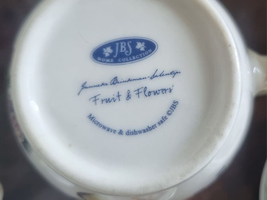 Zastawa stołowa- kawowa z kolekcji "Fruit & Flowers" Janneke Brinkman