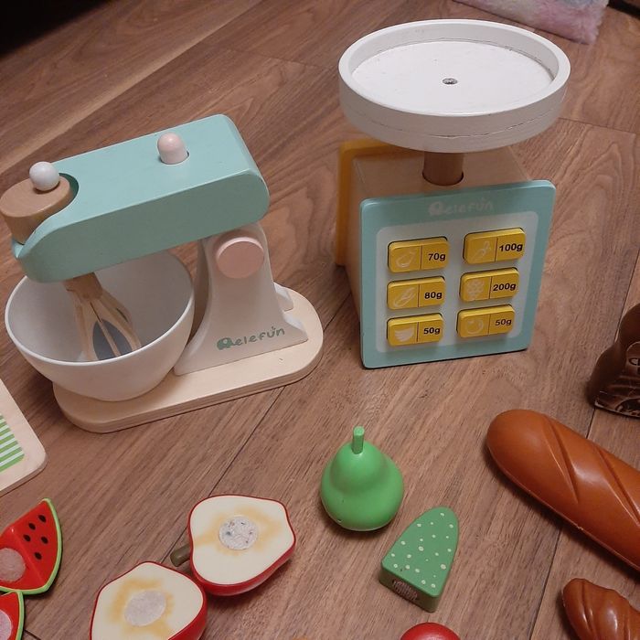 Drewniane zabawki do kuchni mikser waga pizza