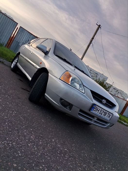 Продам машину на полном ходу Киа Рио