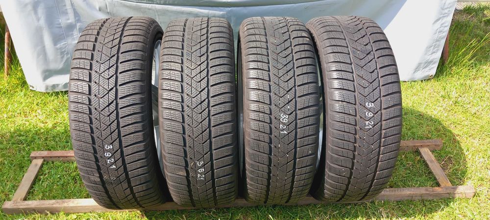 Koła zima MERCEDES A/B/CLA 7.5x18 , ET49 + 225/45R18, TPMS, 2022r, 7mm