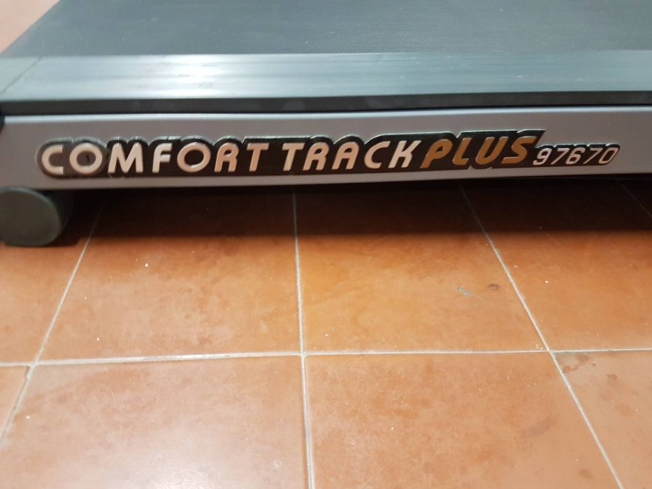 Passadeira de caminhada/corrida motorizada, Modelo confort track plus