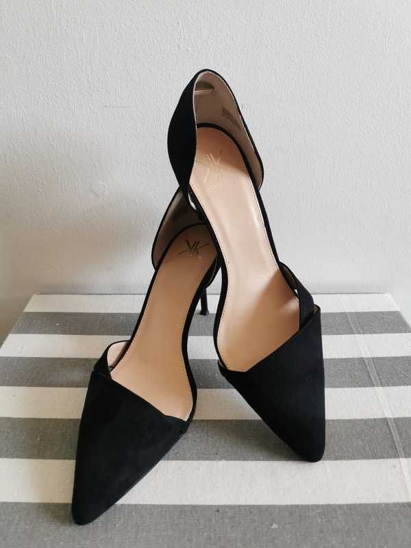 Czarne Szpilki Kardashian Kollection