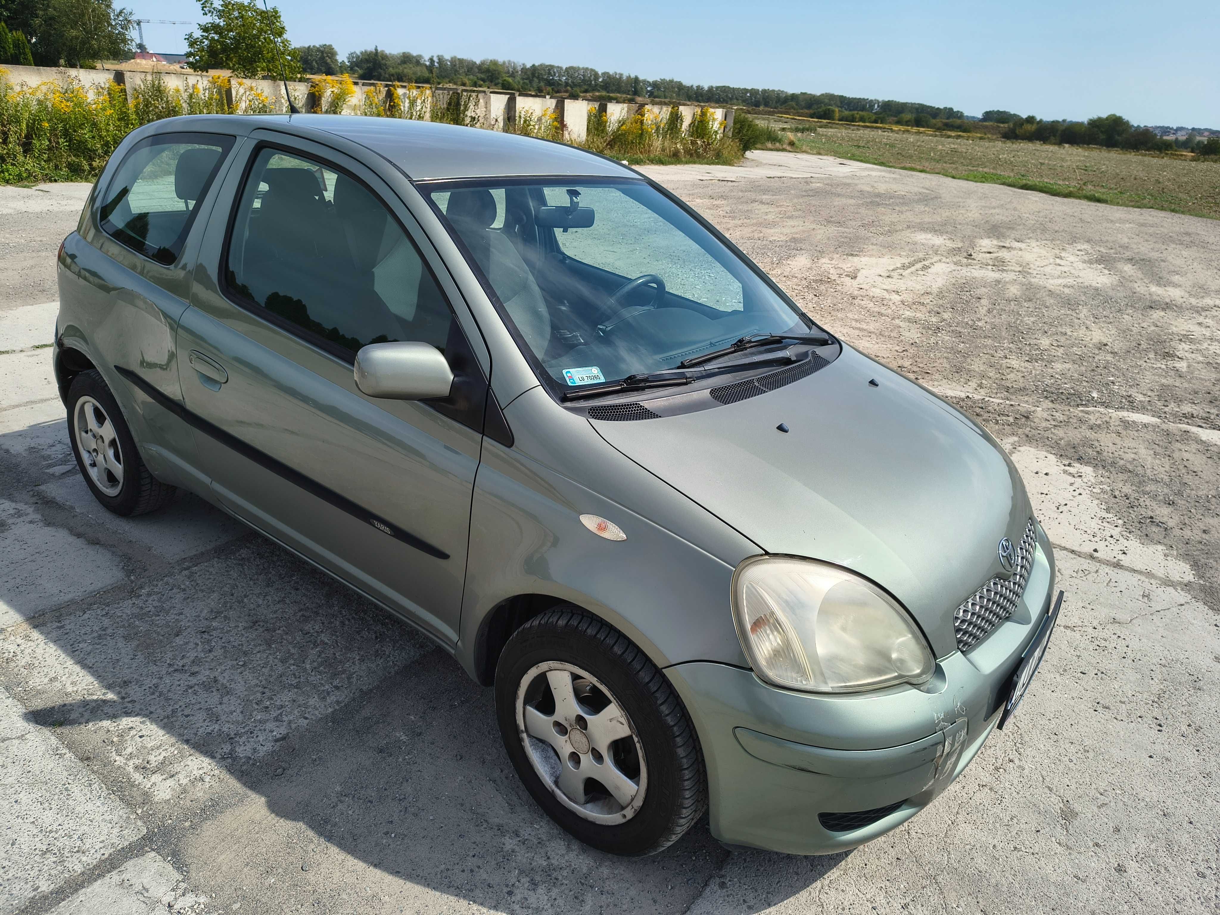 Toyota Yaris 2004r.