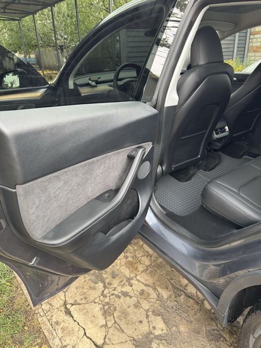 Tesla Model Y 2023 Long range dual motor