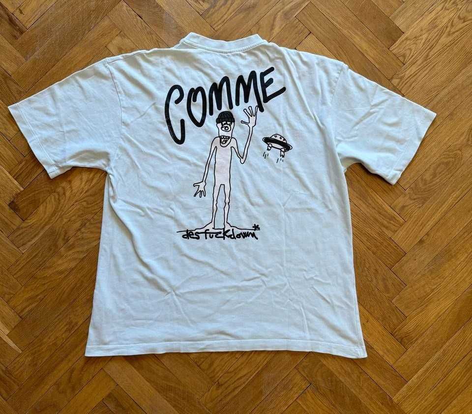 Футболка comme des FUCKDOWN