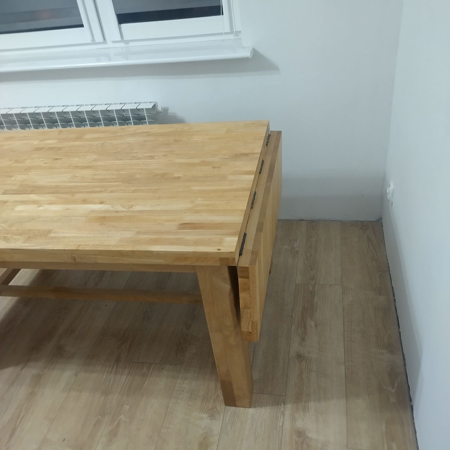 Stół drewniany rozkładany