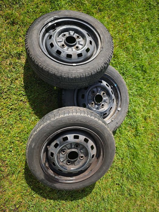 Sprzedam koła x3 rozmiar 155/65 R13