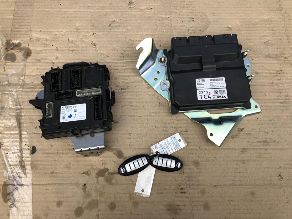 Комплект ЭБУ Nissan  Rogue T 33 SL  21г эбу блок управления  Рог Т33