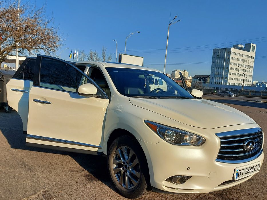 Авто Infiniti QX60 2015