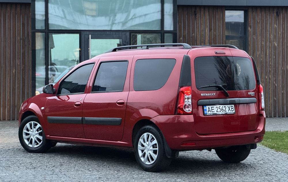 Продам Renault Logan MCV 2012