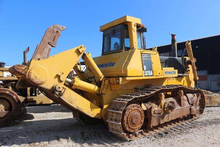 Bulldozer KOMATSU D375A-1