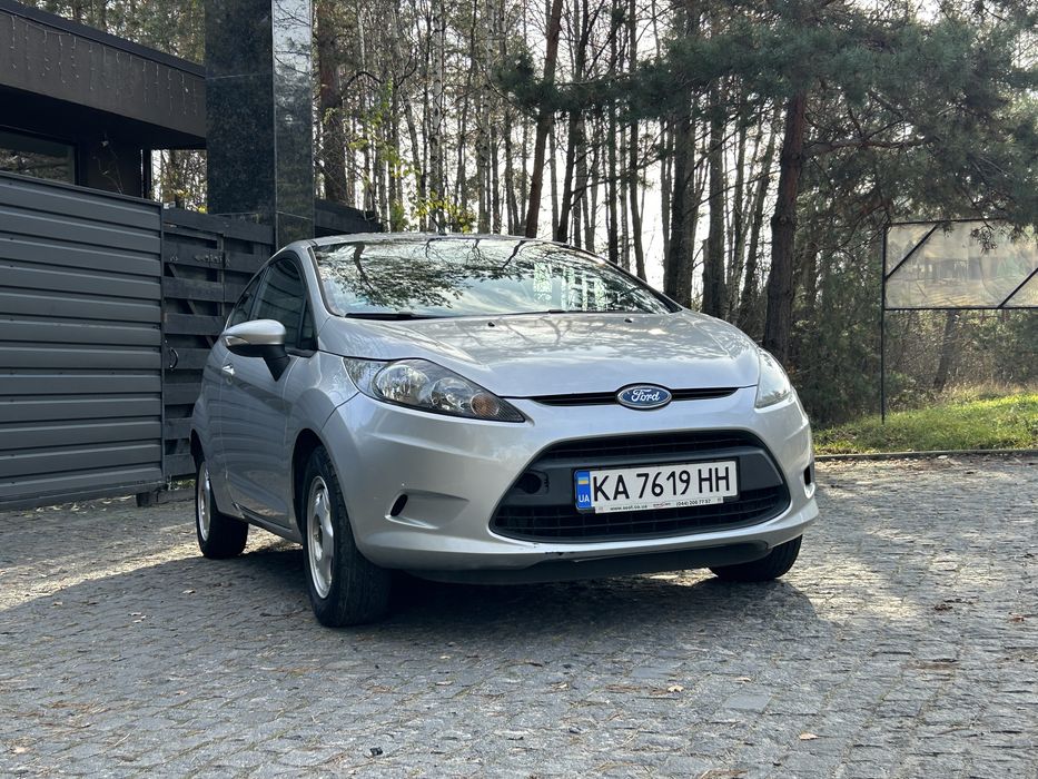 Форд Фієста в чудовому стані