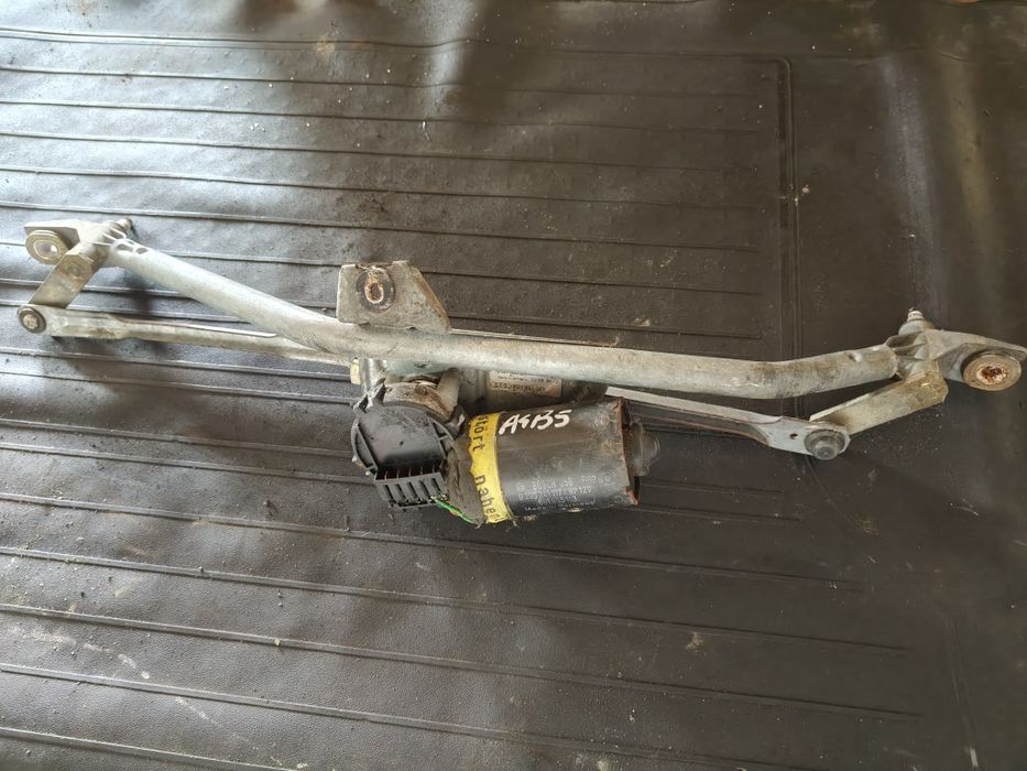 Mechanizm wycieraczek silniczek wycieraczek audi A4 b5 volkswagen pass