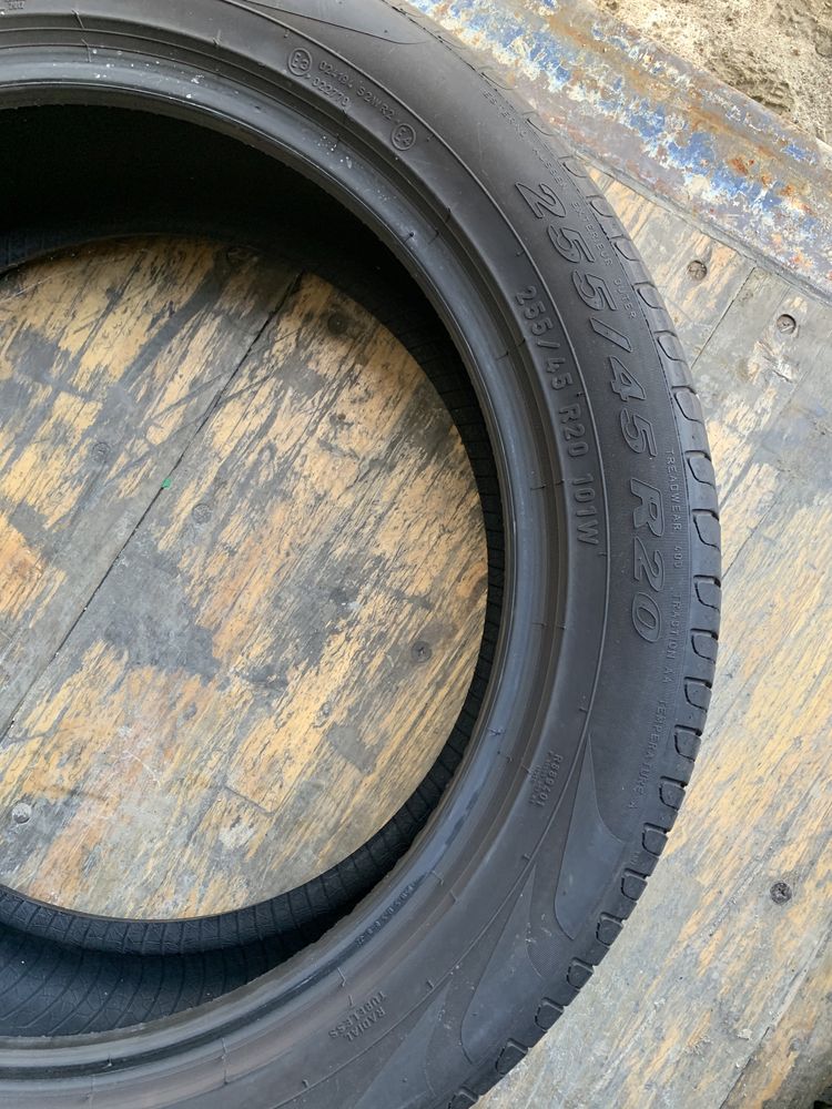Opona pirelli scorpio verde 255/45/20