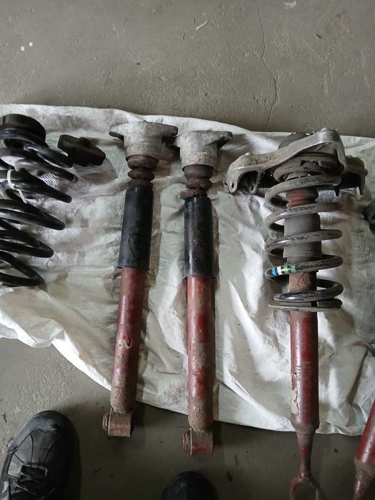 Amortyzatory i sprężyny Audi A4 b7 sline