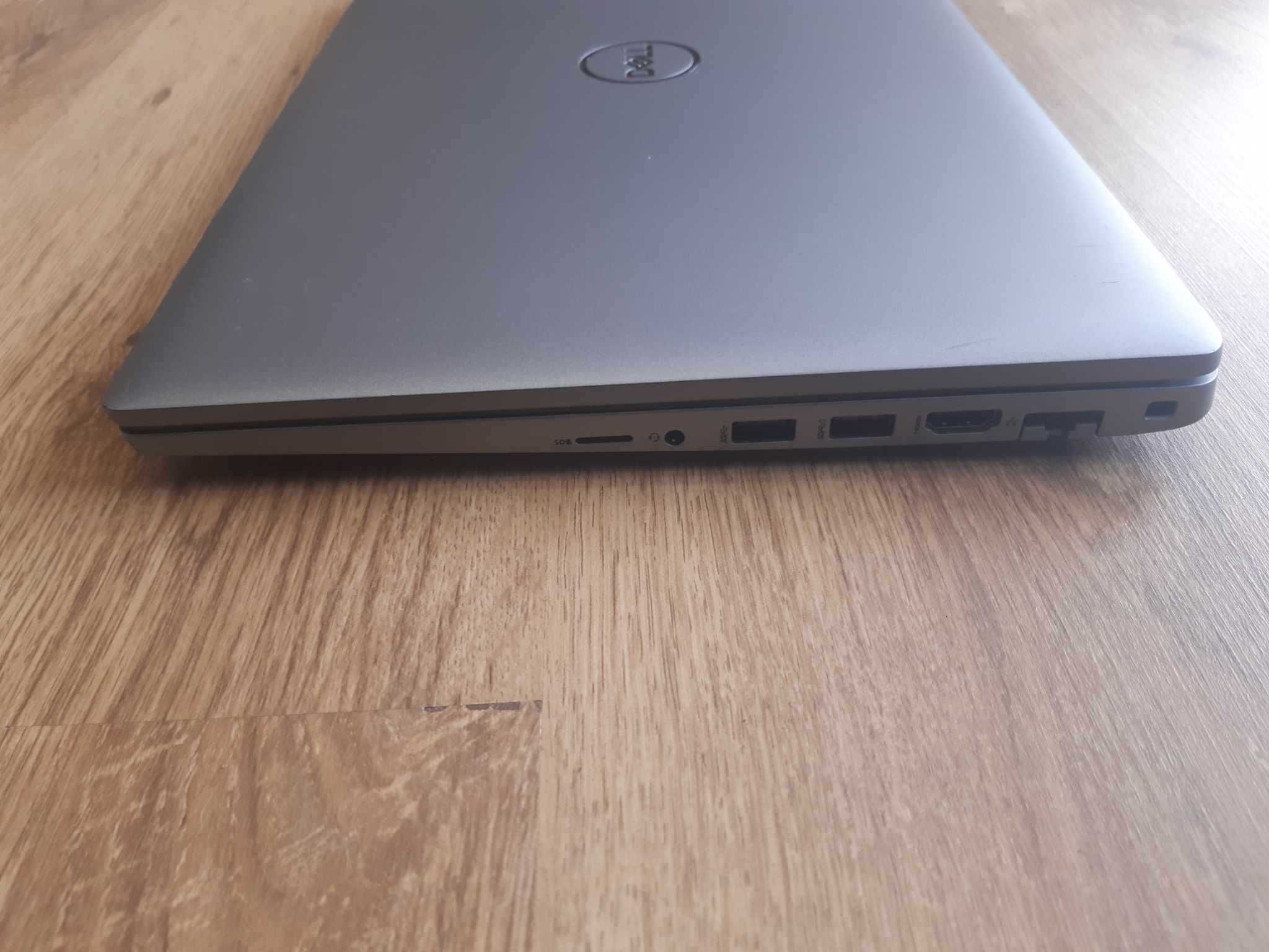 Świetny ładny Dell Latitude 5520 i5 1135G7 16 GB DDR4 1 TB SSD 15,6"