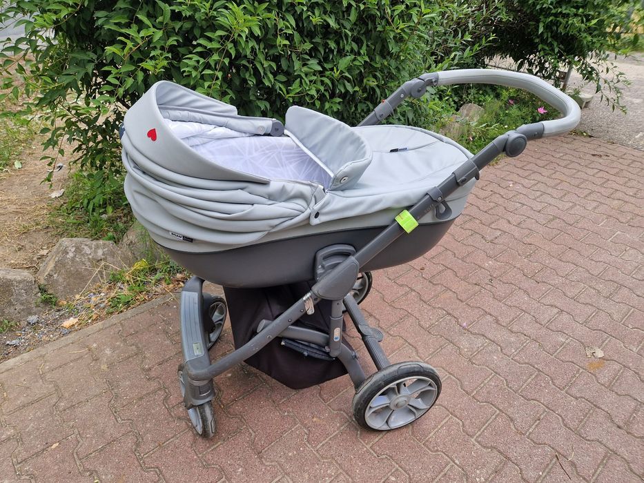 Wózek Roan bass soft + nosidło Maxi Cosi