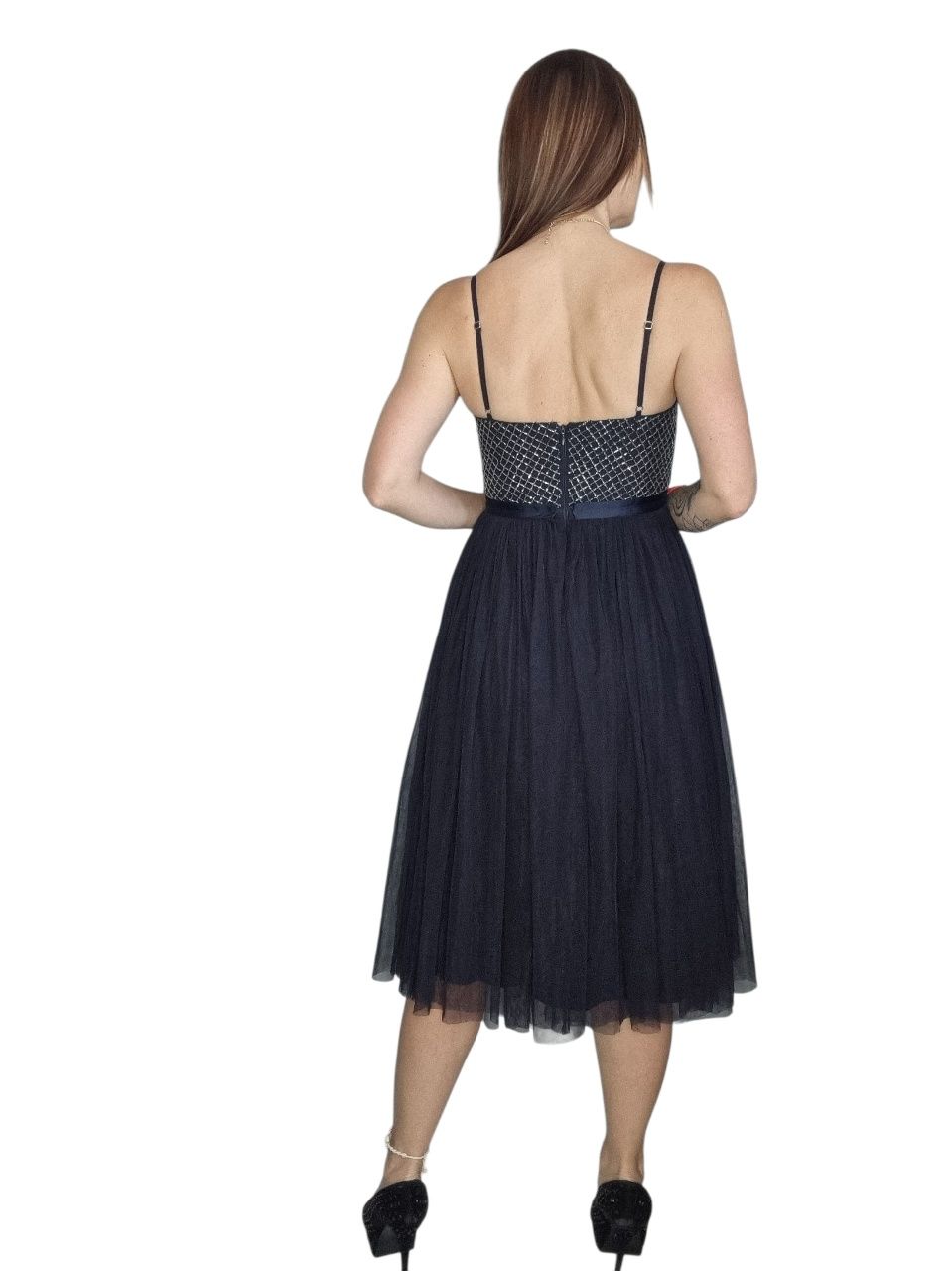 Piękna granatowa sukienka Needle&Thread rozmiar S 36