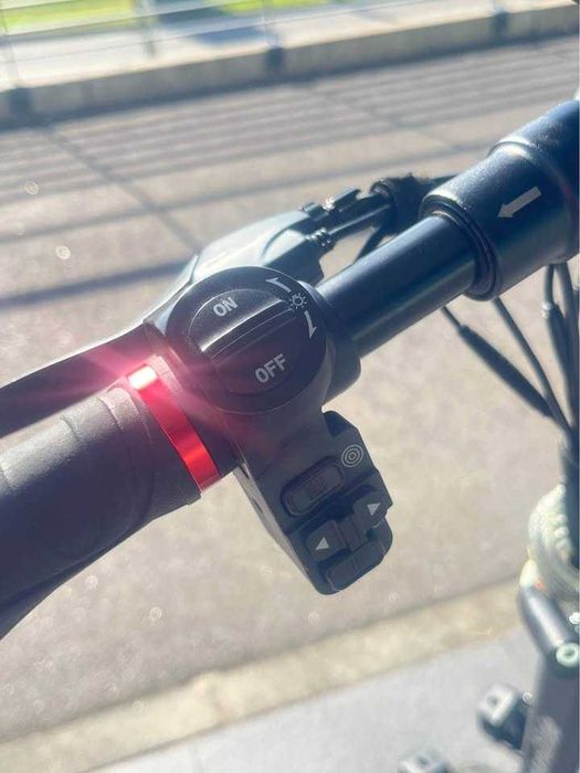 Trotinete UrbanGlide E-CROSS PRO BOOST 2X800W & GPS