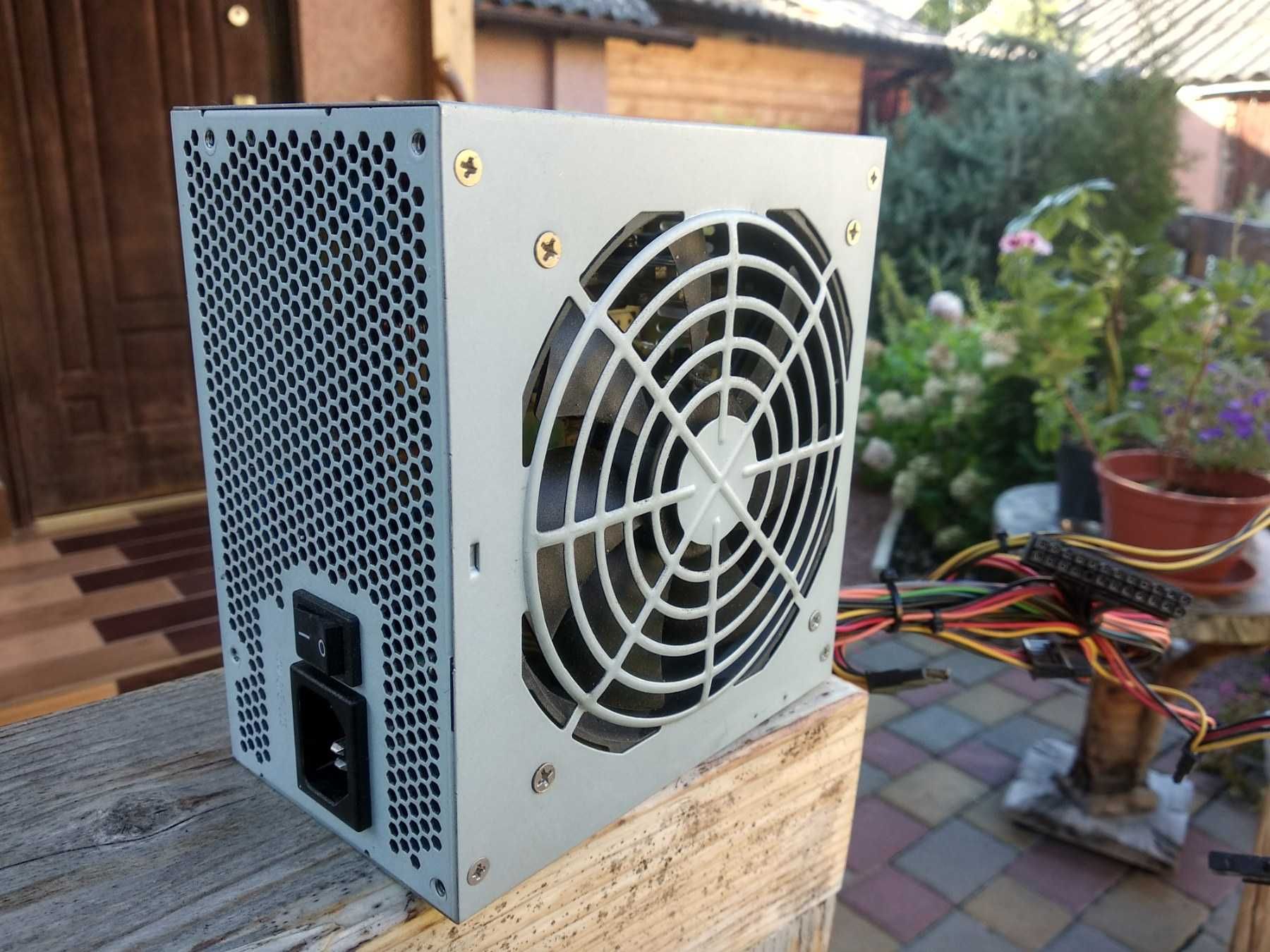 Блок живлення Inwin IP-S300BQ3-3 300W