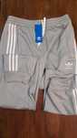 Calças adidas (M) novo original