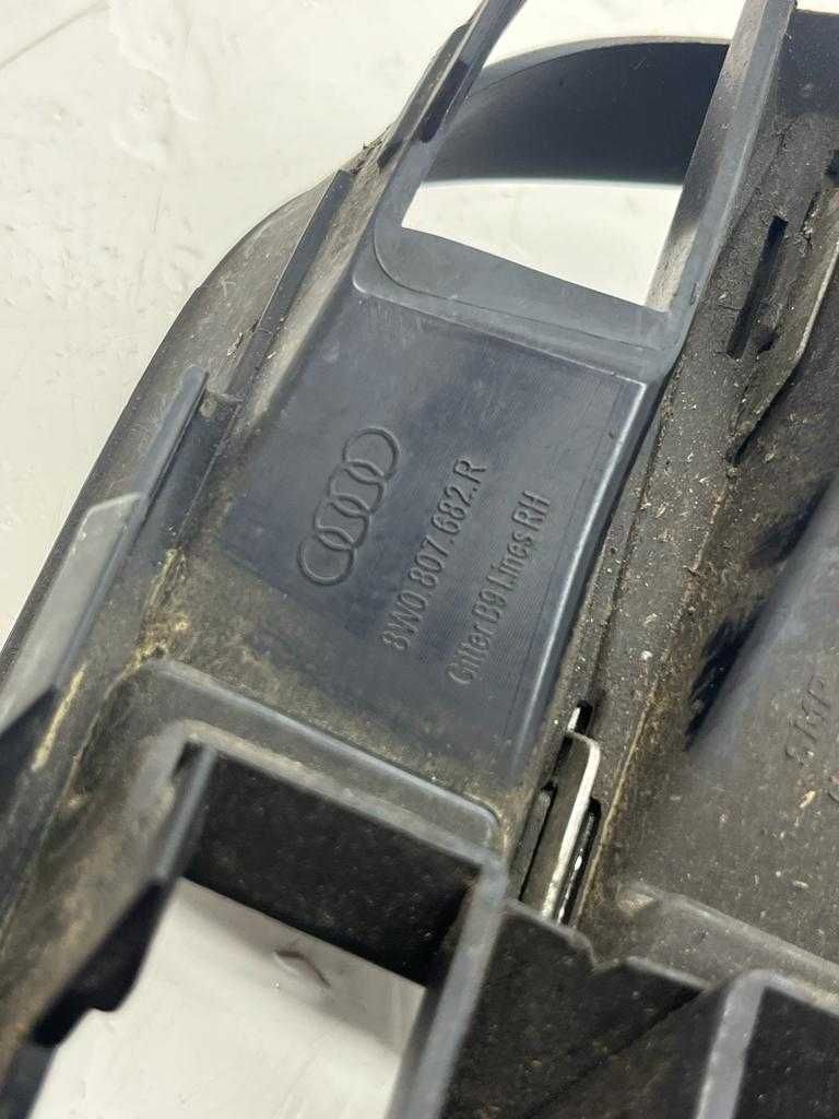 Kratka Atrapa Zderzak Przód Prawa Audi A4 B9 8W 15-