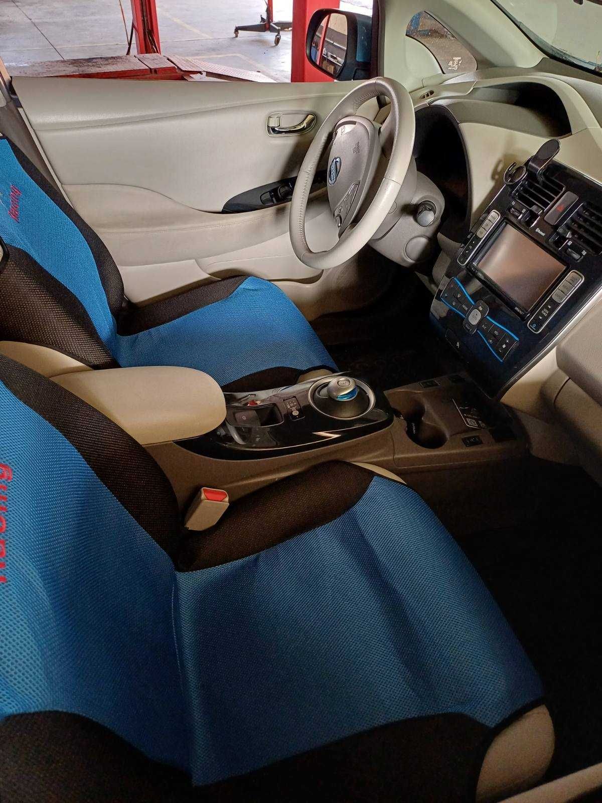 Оренда, прокат авто електромобіля Nissan Leaf