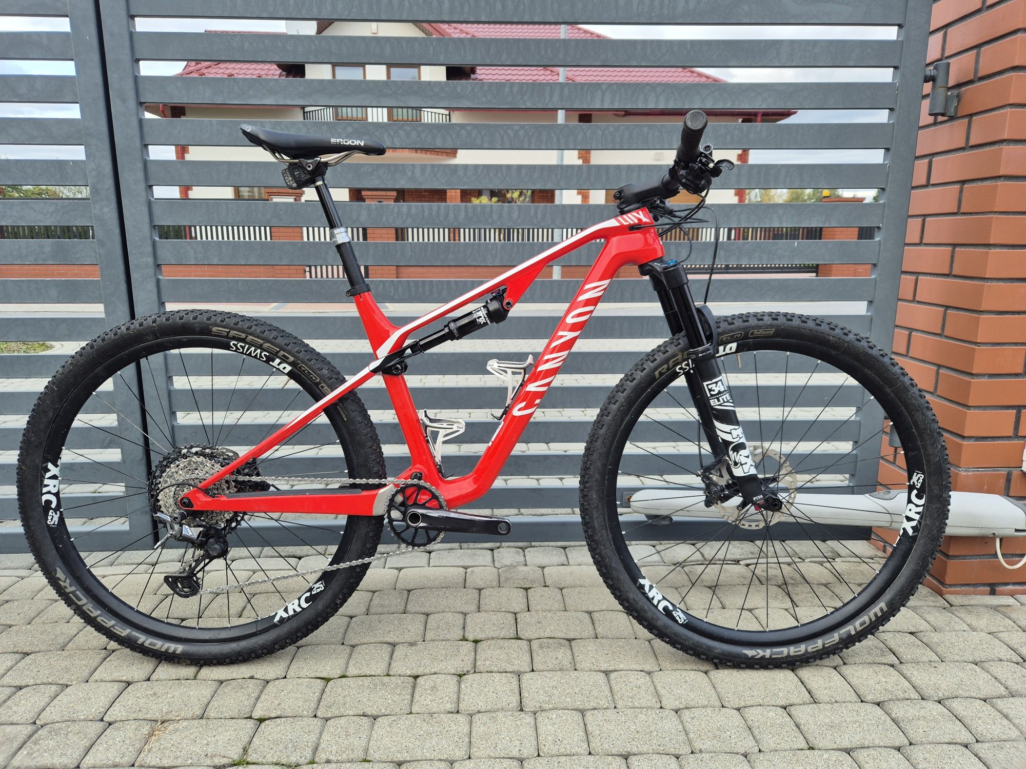Canyon Lux SL CF 8 Race Team M