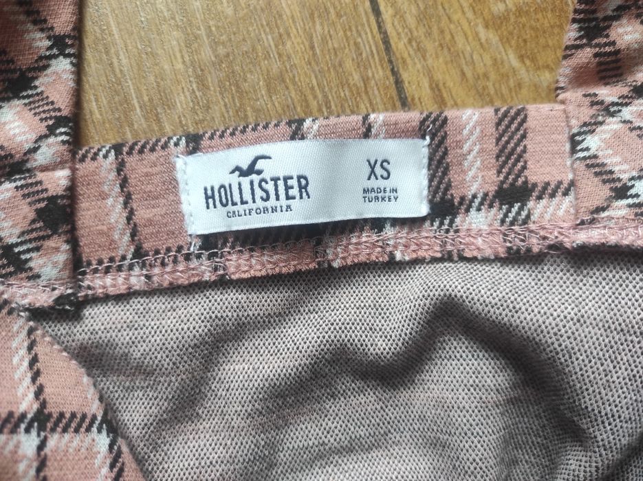 Spódnica mini z szelkami