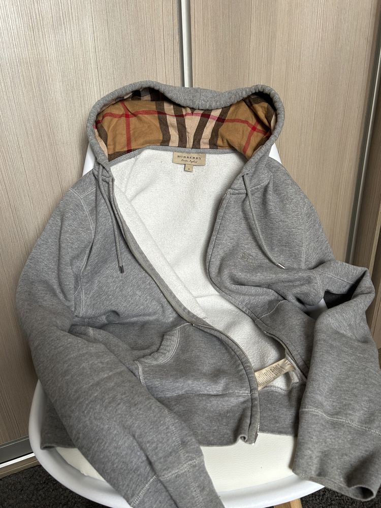 burberry zip hoodie оригинал размер М